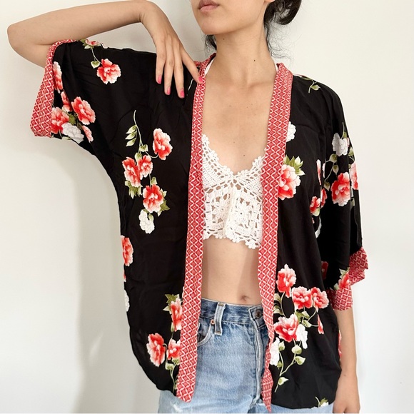 Free People Tops - ✨ FREE PEOPLE kimono